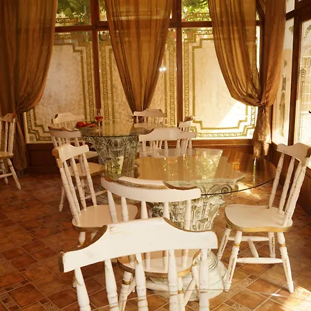 Хотел Boutique Troy 3*