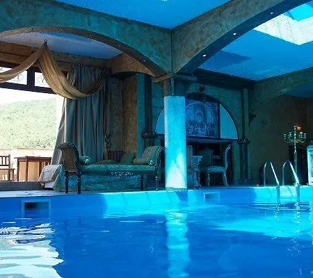 Хотел Boutique Troy 3*