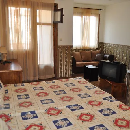 Boutique Troy Hotel 3*